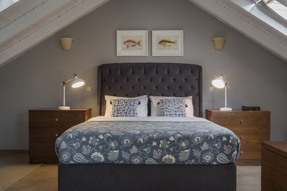 LOFT, EXECUTIVE, SUITE