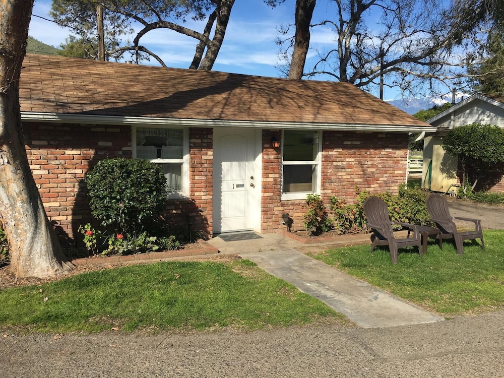 Lazy J Ranch-Americas Best Value Inn 5/52