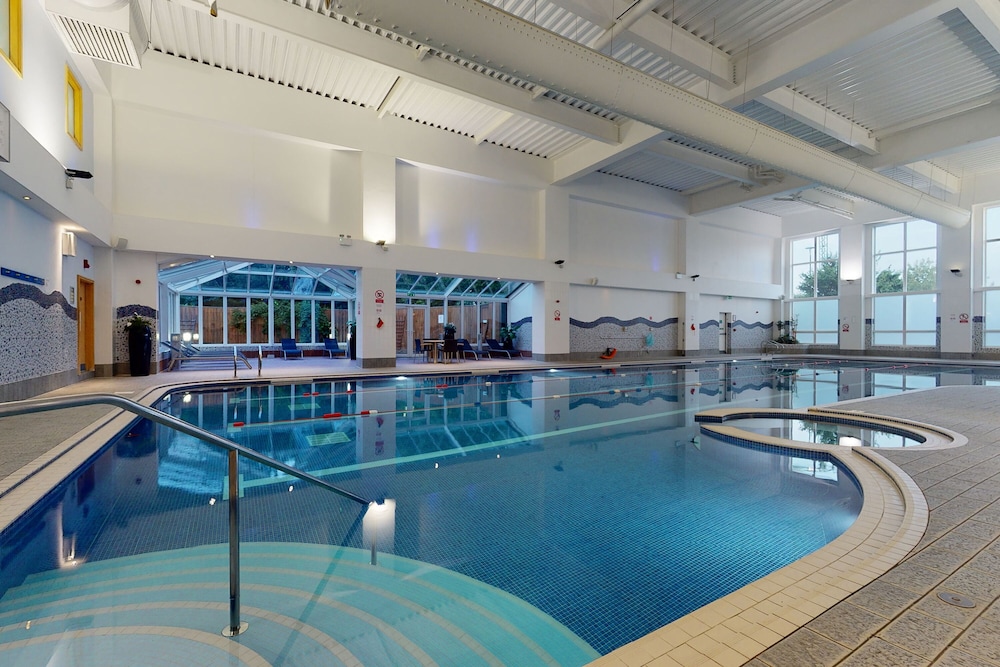Village Hotel Club Bournemouth 39/81