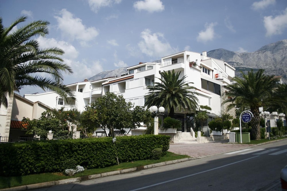 Hotel Villa Marija 59/67