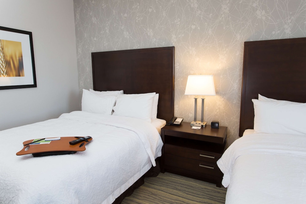 Hampton Inn By Hilton Lloydminster 17/49