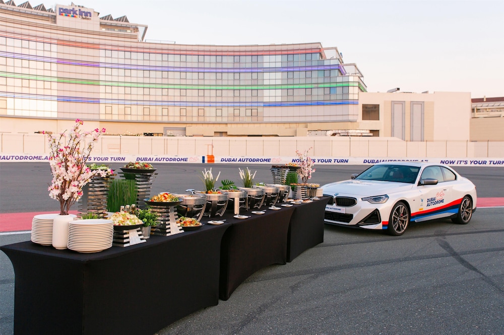 Park Inn By Radisson Dubai Motor City 68/76