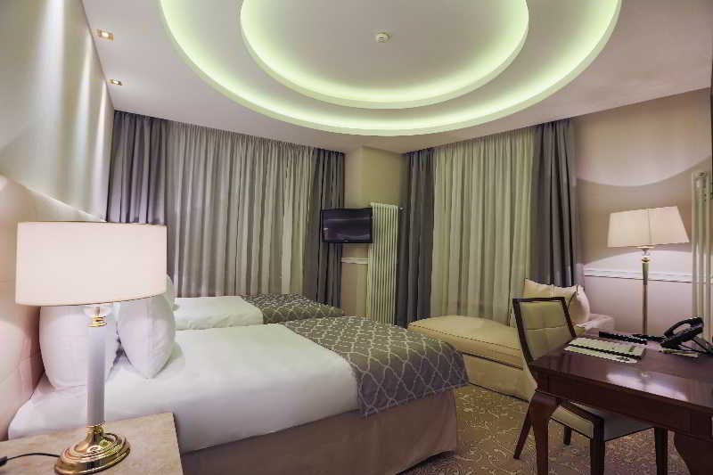 Room at Hotel International Iasi, IASI