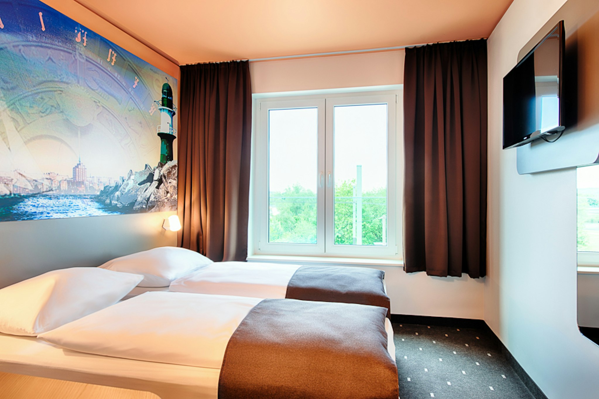 B&B Hotel Rostock-Hafen 7/19