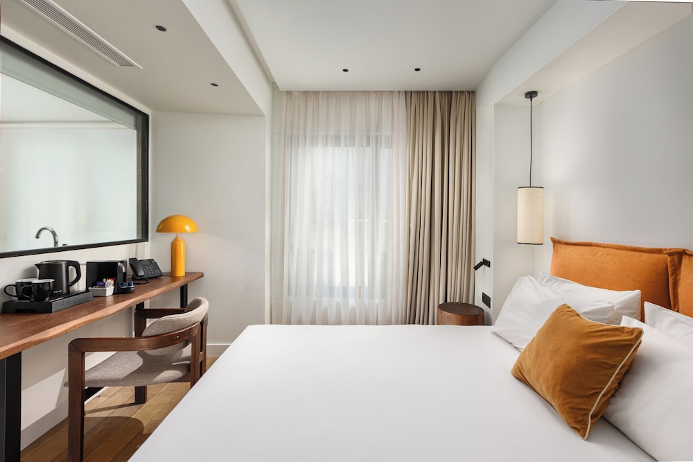ECONOMY, DOUBLE BED