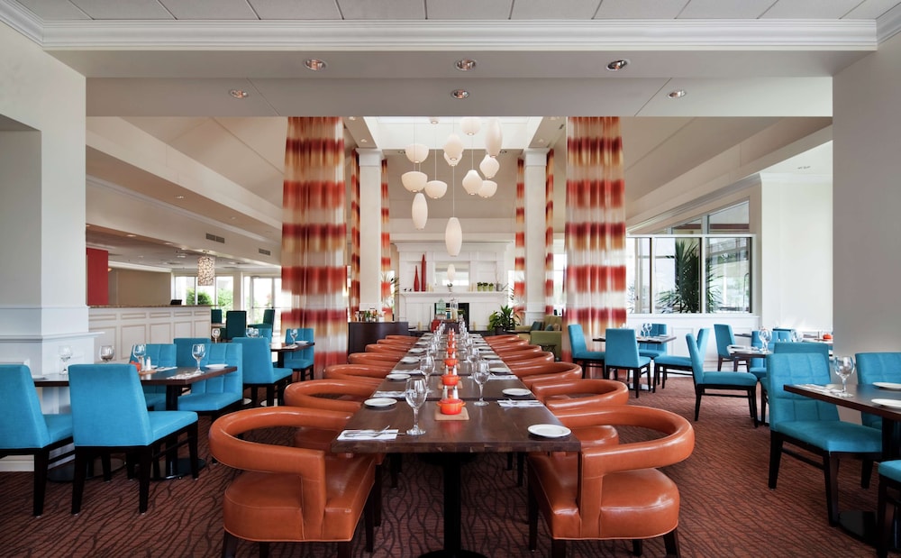 Hilton Garden Inn Montreal Airport 45/47