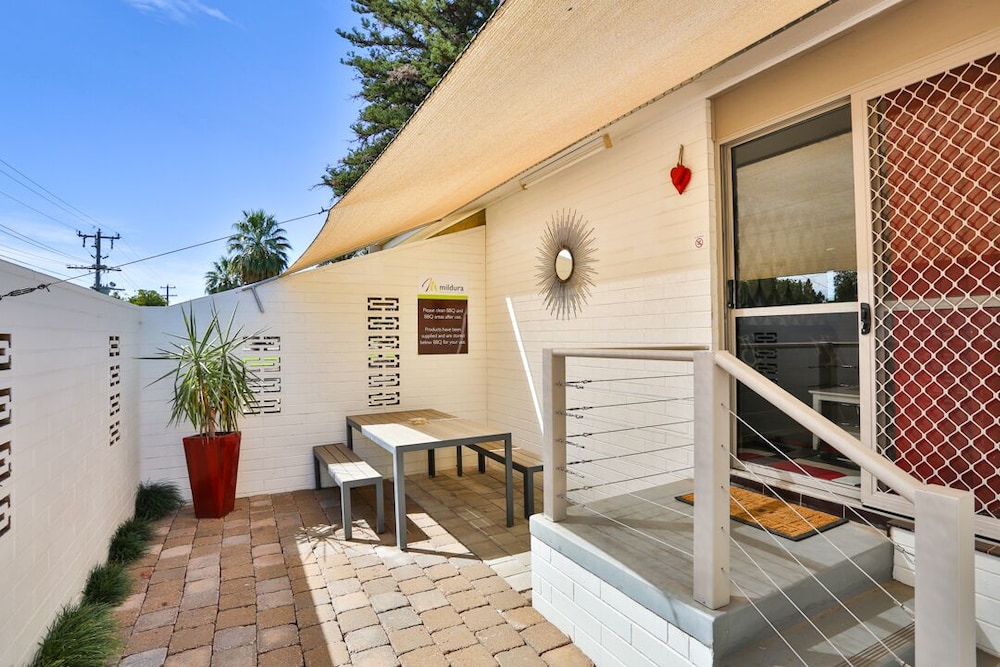 Mildura Holiday Villas 16/50