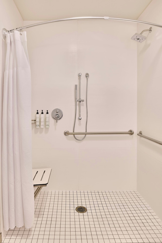 Springhill Suites Phoenix Glendale Peoria 23/49