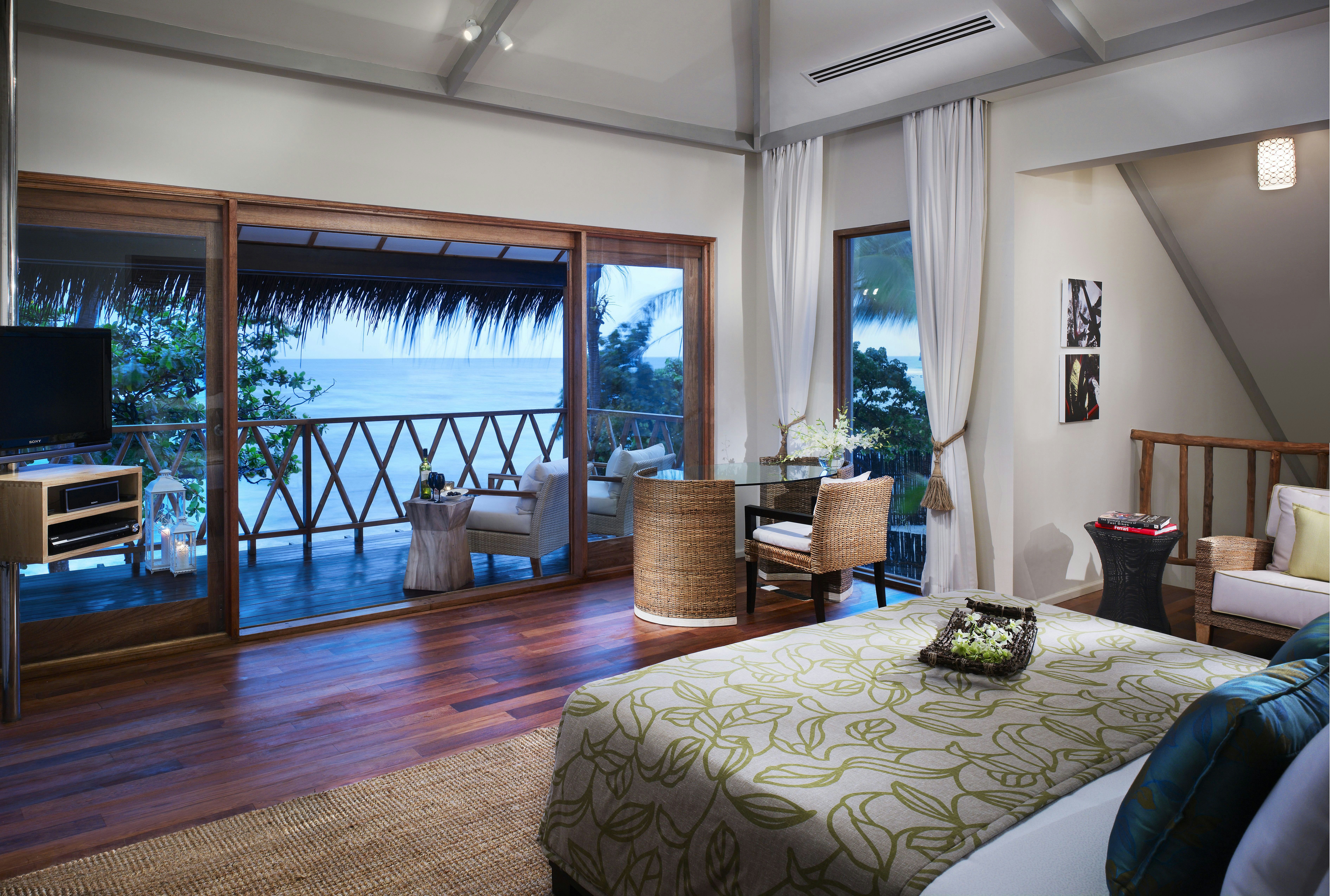 Taj Coral Reef Resort and Spa 24/85