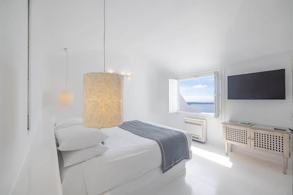 DREAMS LUXURY SUITES 19/50