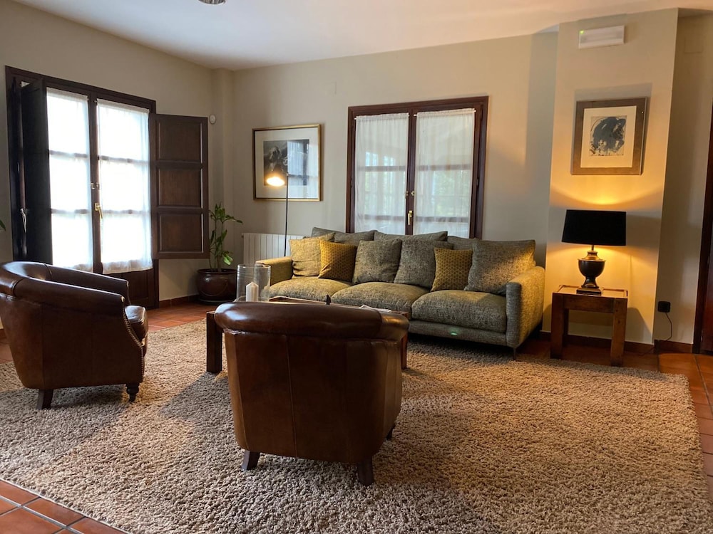 Hotel La Boriza 23/50