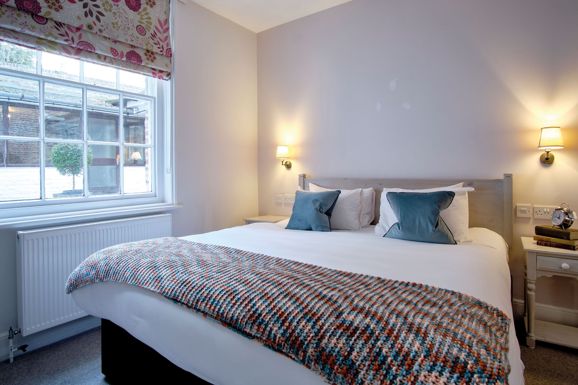 COMFY, DOUBLE OR TWIN BED