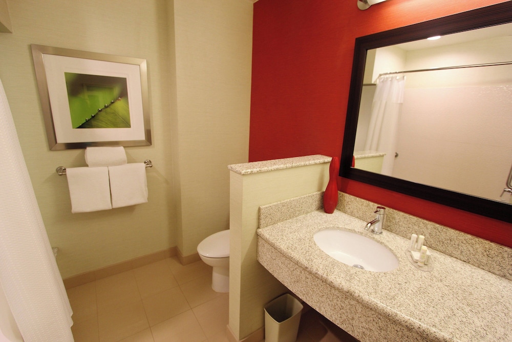 Courtyard By Marriott Oneonta Cooperstown Area 54/55