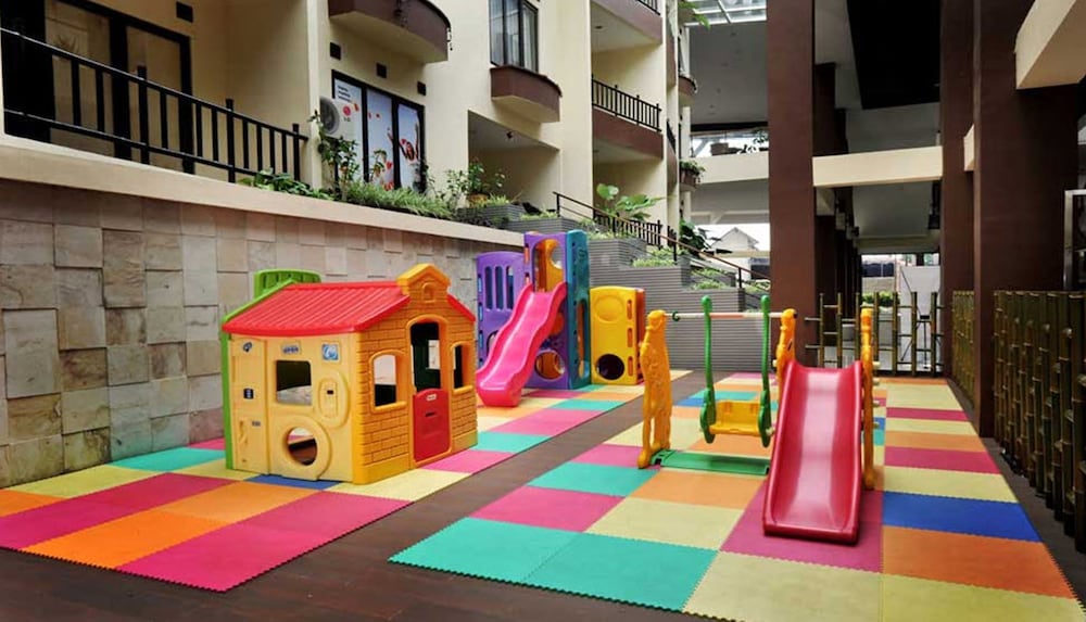Palace Hotel Cipanas 31/39