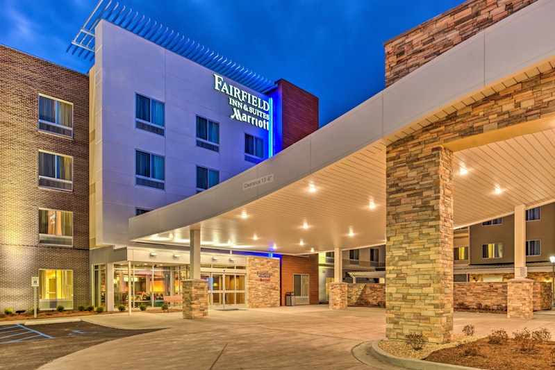 Fairfield Inn Suites St Louis Westport 2/39