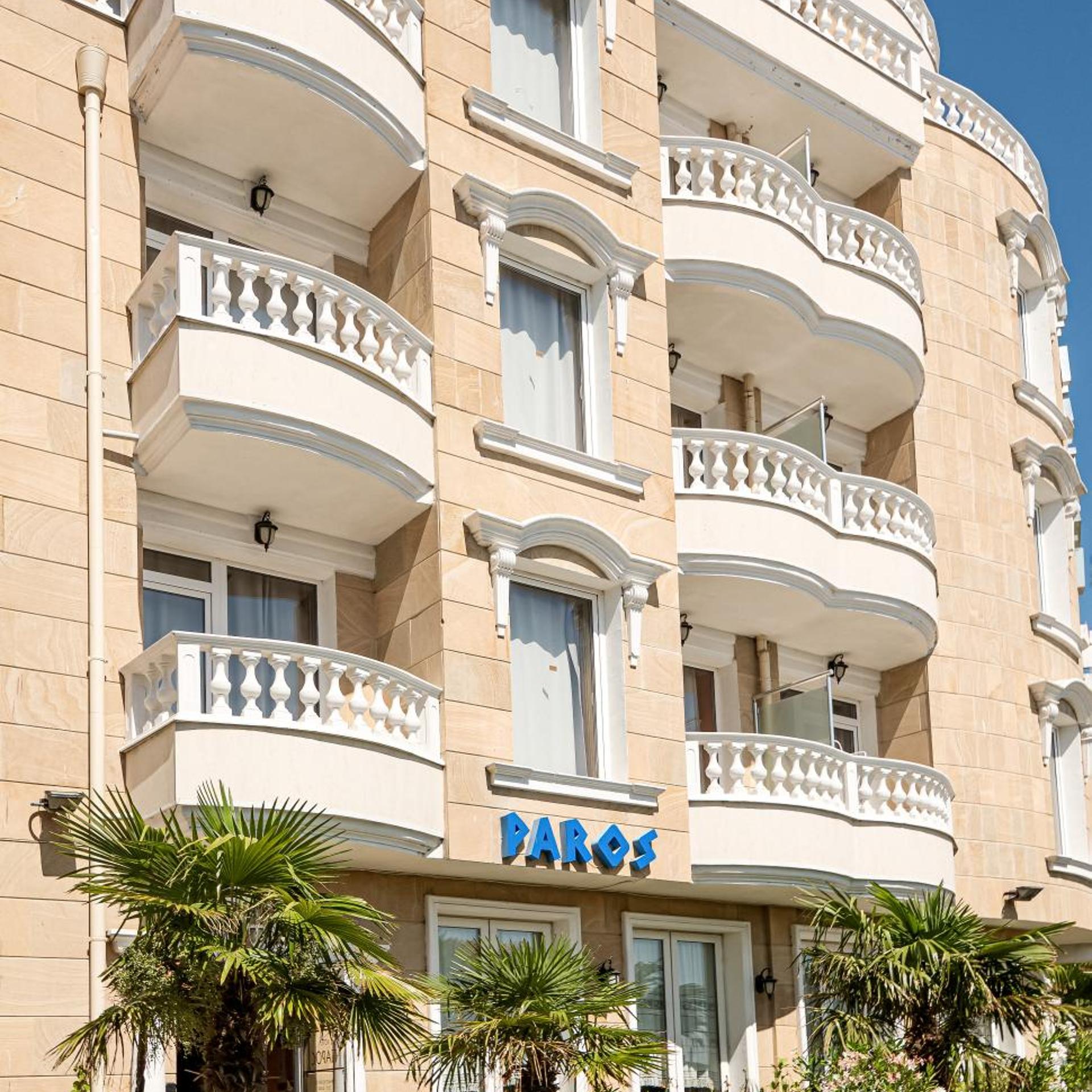 Hotel Paros 6/50