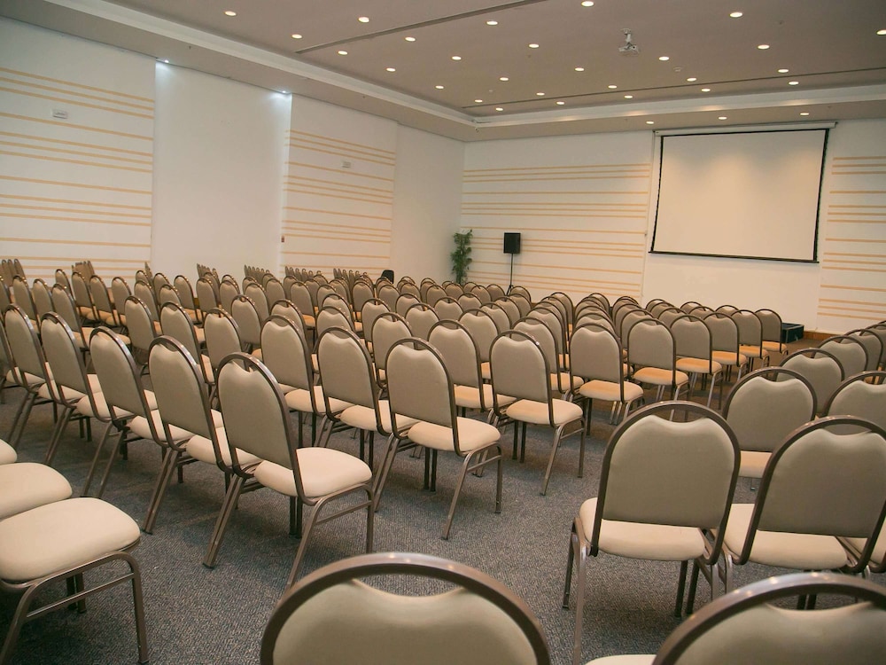 Mercure Macae Hotel 72/77