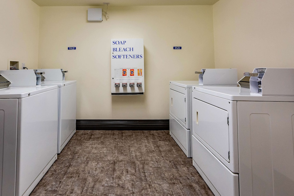 Motel6 Saskatoon, SK 13/55