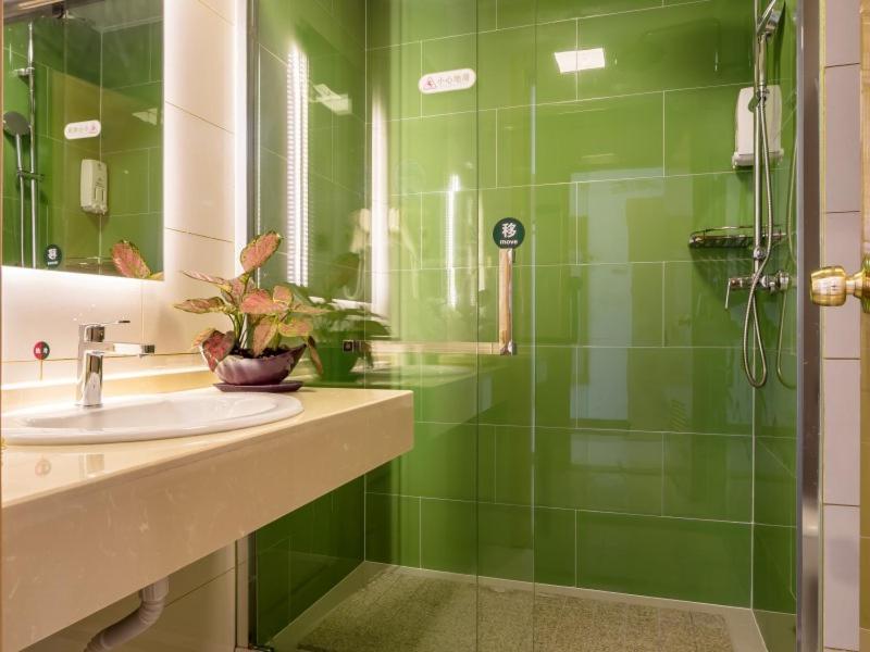 GreenTree Inn Changzhou Wujin District Huangli Town Taoyuan Road Express Hotel 22/22