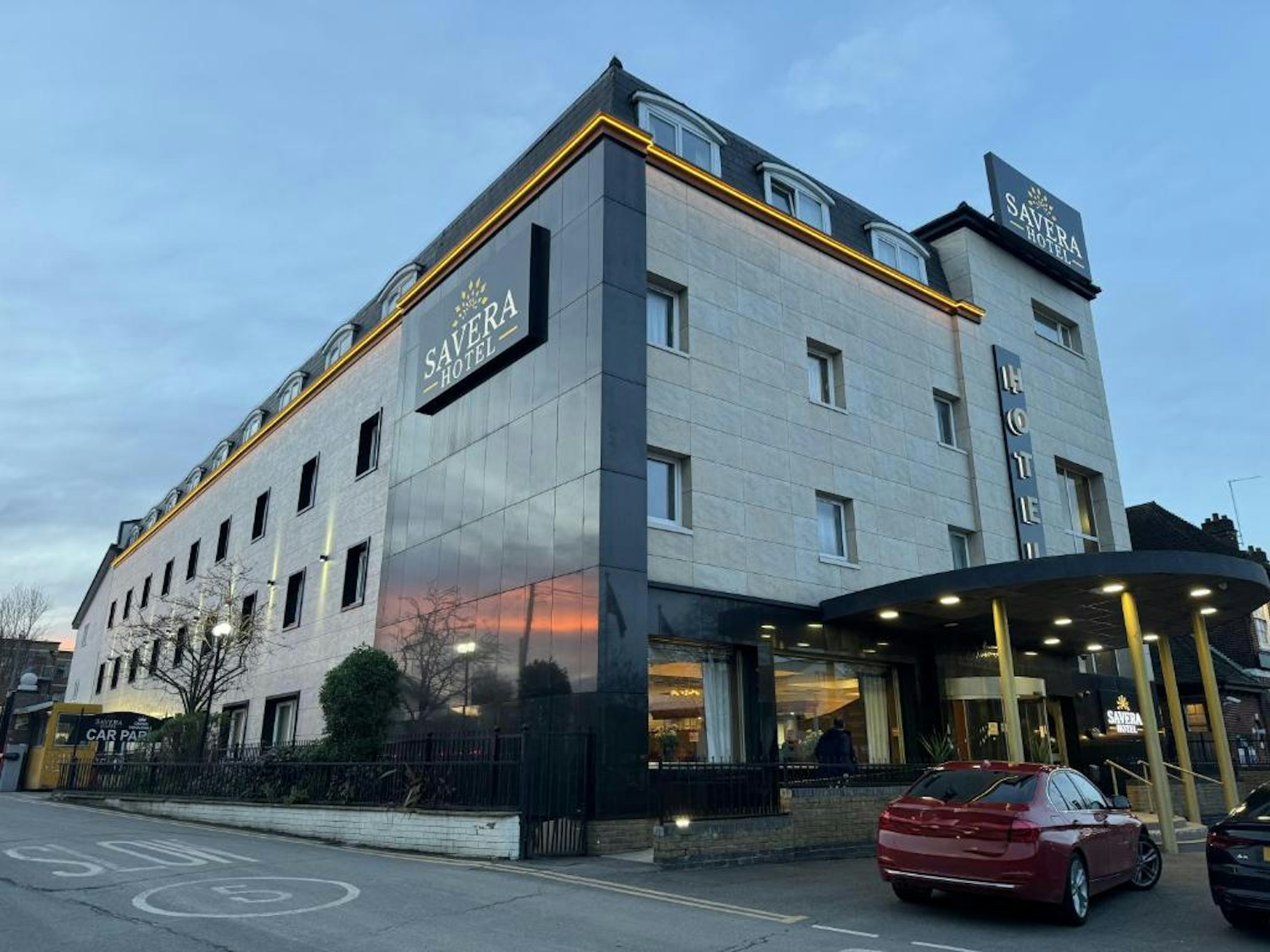 Savera Hotel South Ruislip 8/9