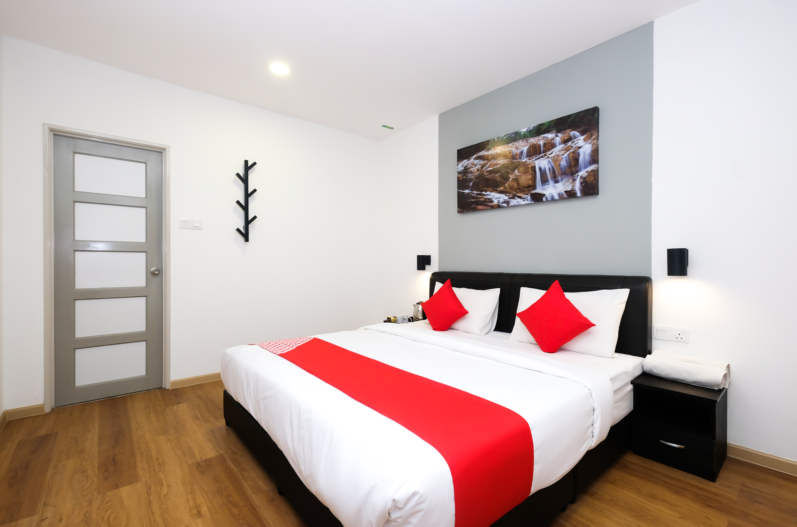 OYO 89492 Carlton Inn Bukit Ubi 7/37