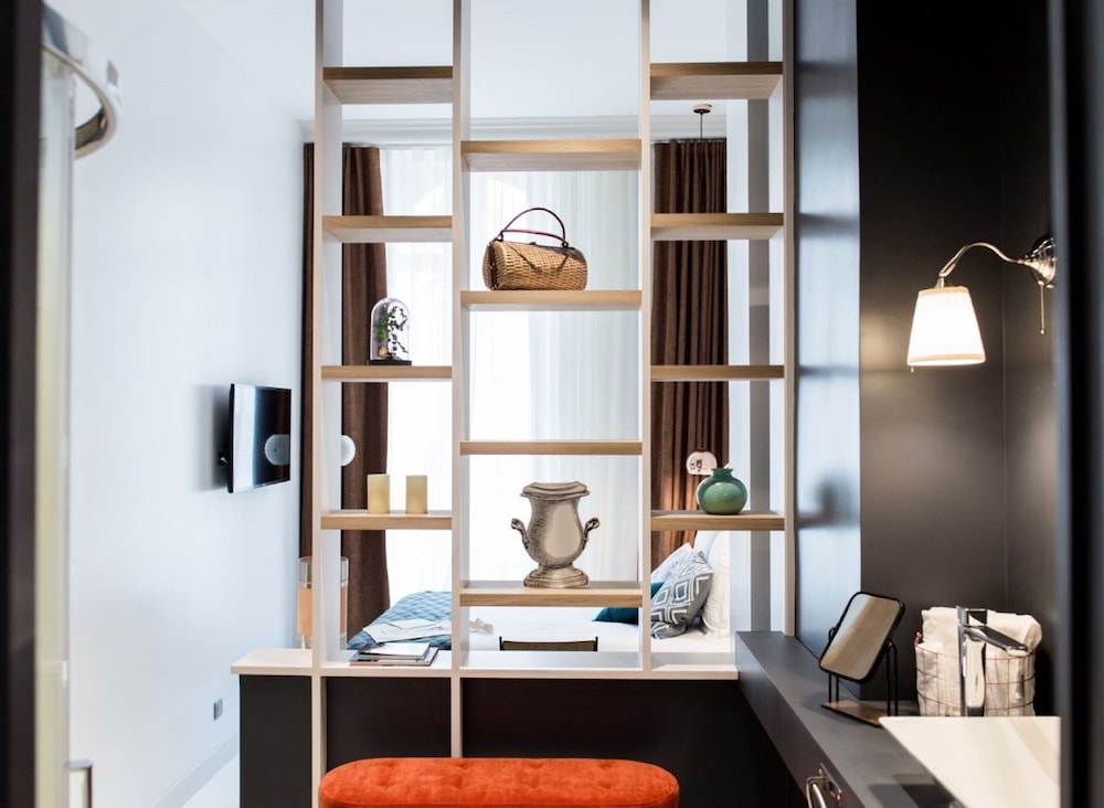 1Er Etage Opera 42/52