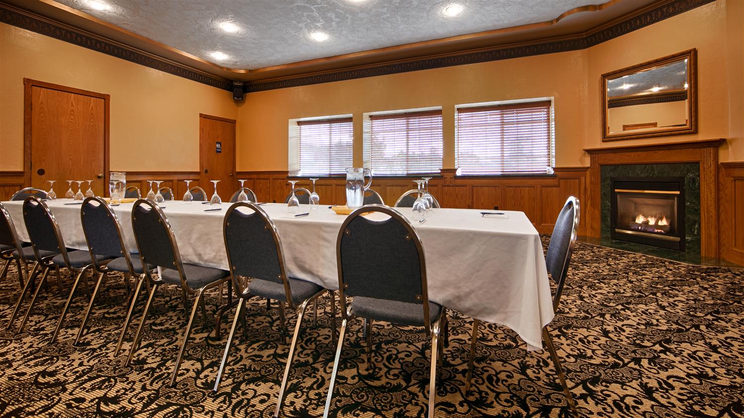 Best Western Plus Bayshore Inn 13/17