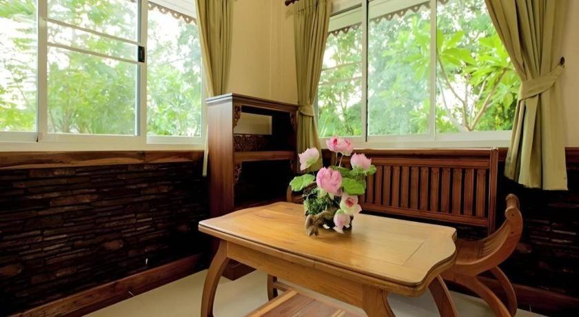Thon Koon Resort 38/50