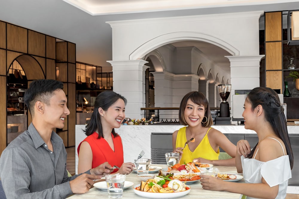 Courtyard by Marriott Phuket Town 37/40