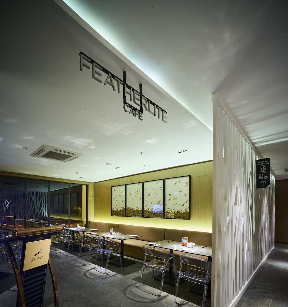 D'Sora Boutique Business Hotel 24/42