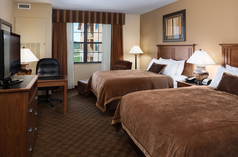 Room, 2 Queen Beds, Accessible, The Lodge At Deadwood Gaming Resort 2/5