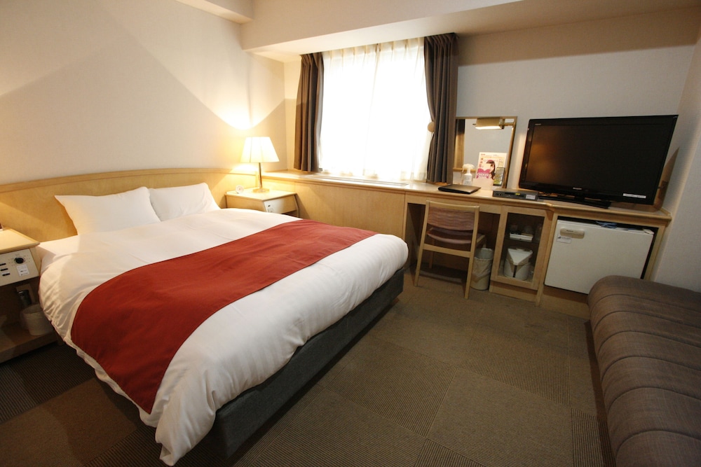 ROOM, DOUBLE BED, SMOKING