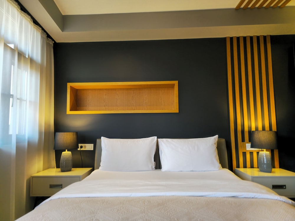 ECONOMY, KING BED