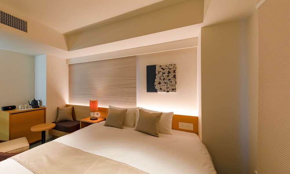 STANDARD, DOUBLE BED