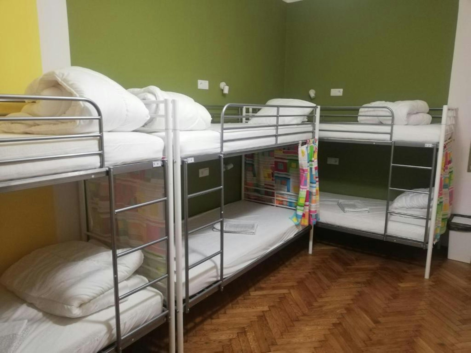 Lorf Hostel&Apartments 22/51