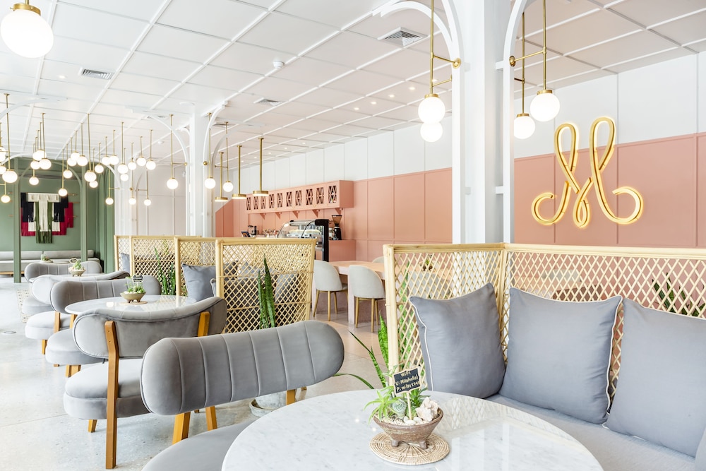 MiLa Hotel Thapae 7/63