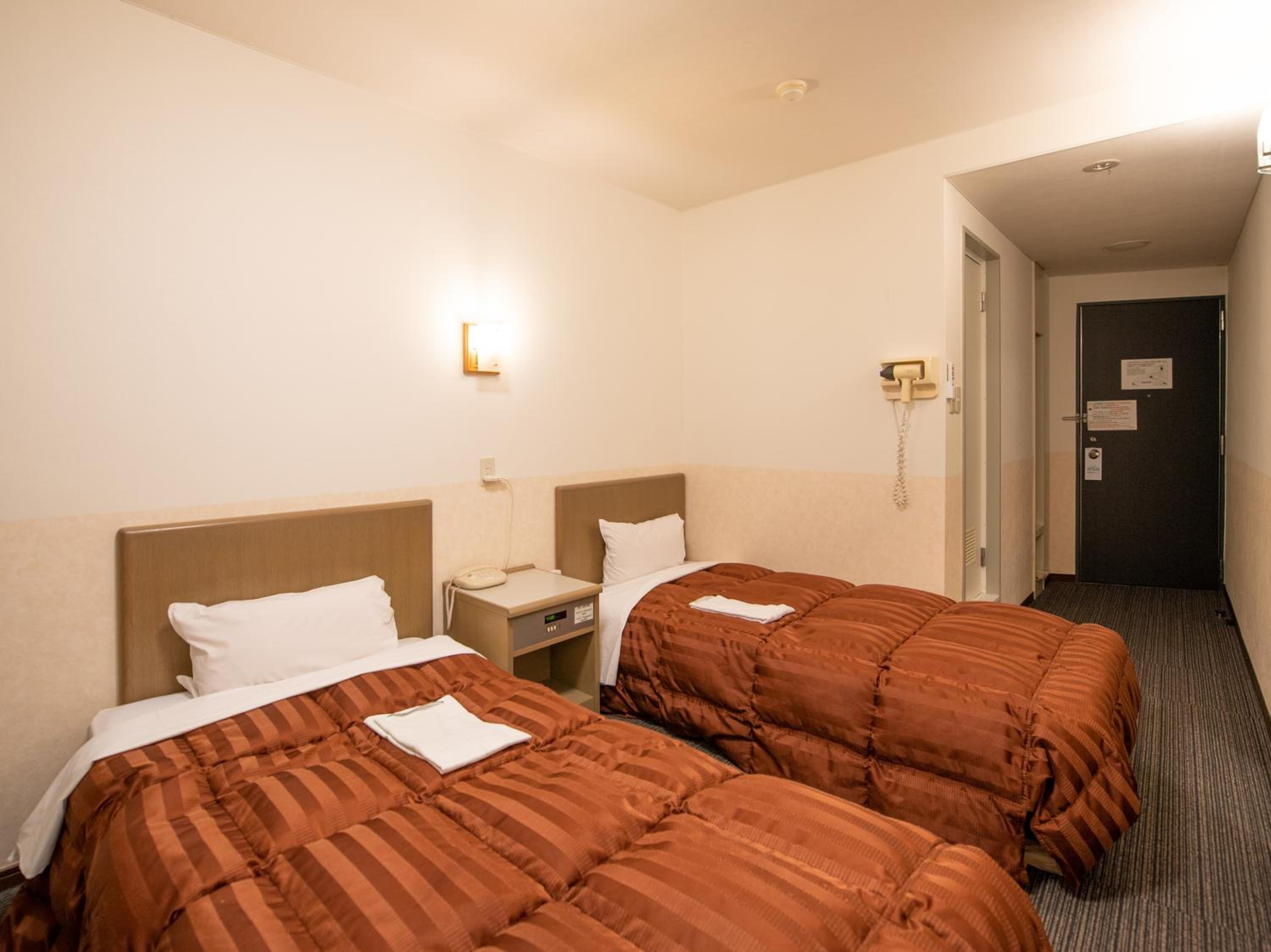 غرفة اقتصادية بسريرين منفصلين للمدخنين، Hotel Iidaya 2/6
