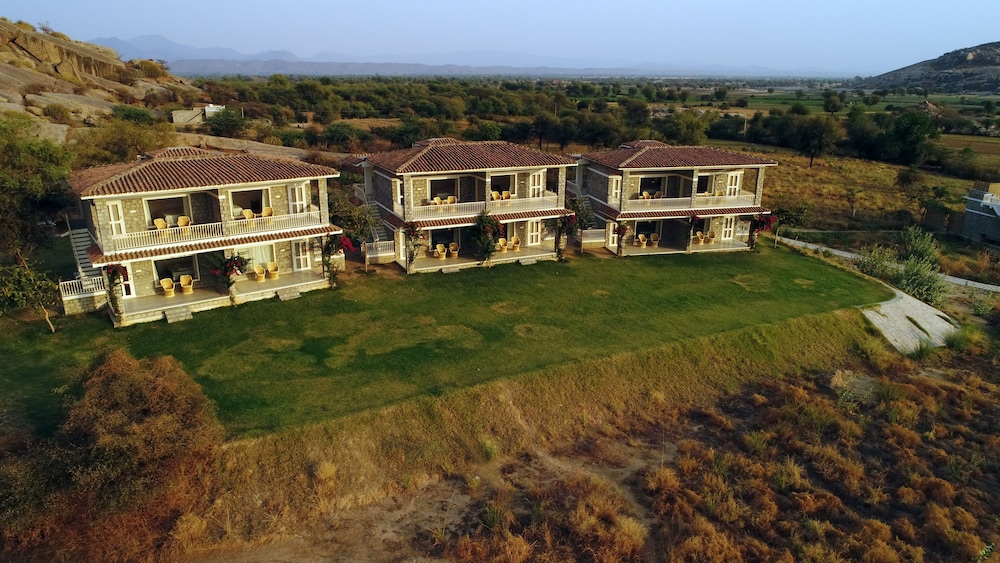 Amritara Jawai Sagar Pali 3/68