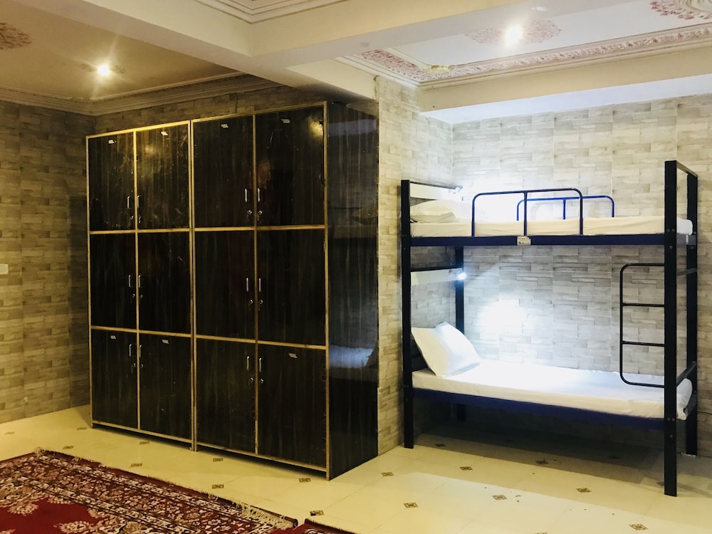 HOTEL CLASSIC INN 42/62