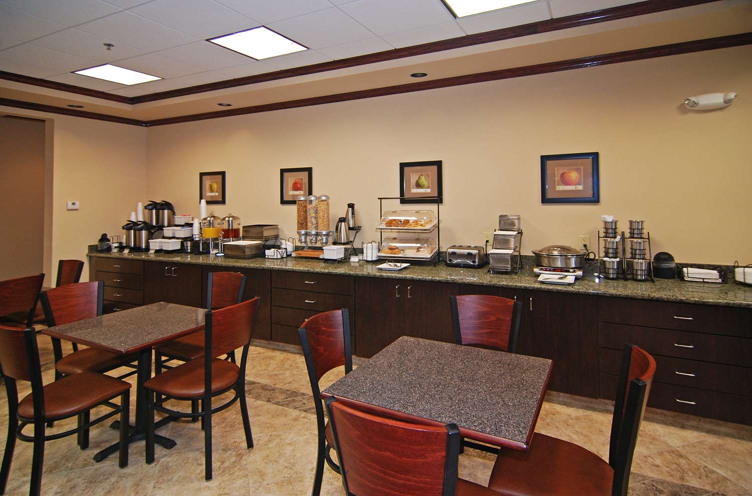 Best Western Lamesa Inn and Suites 6/9