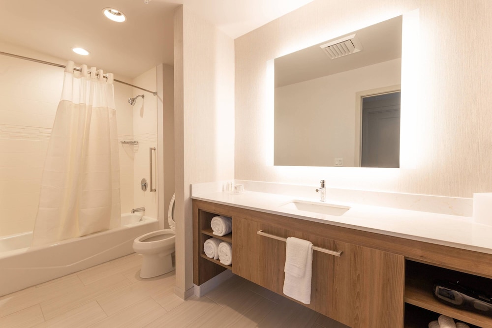 Residence Inn by Marriott Palm Beach Gardens 15/42
