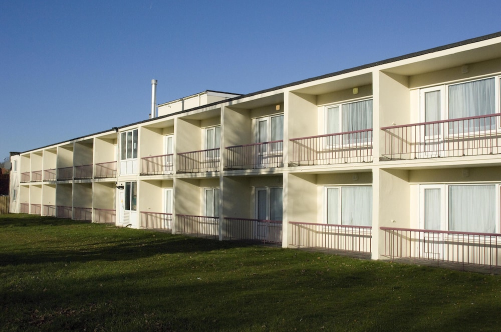 Premier Inn Bristol Alveston in BRISTOL