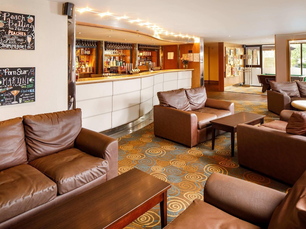 Mercure Hull Grange Park Hotel 50/75