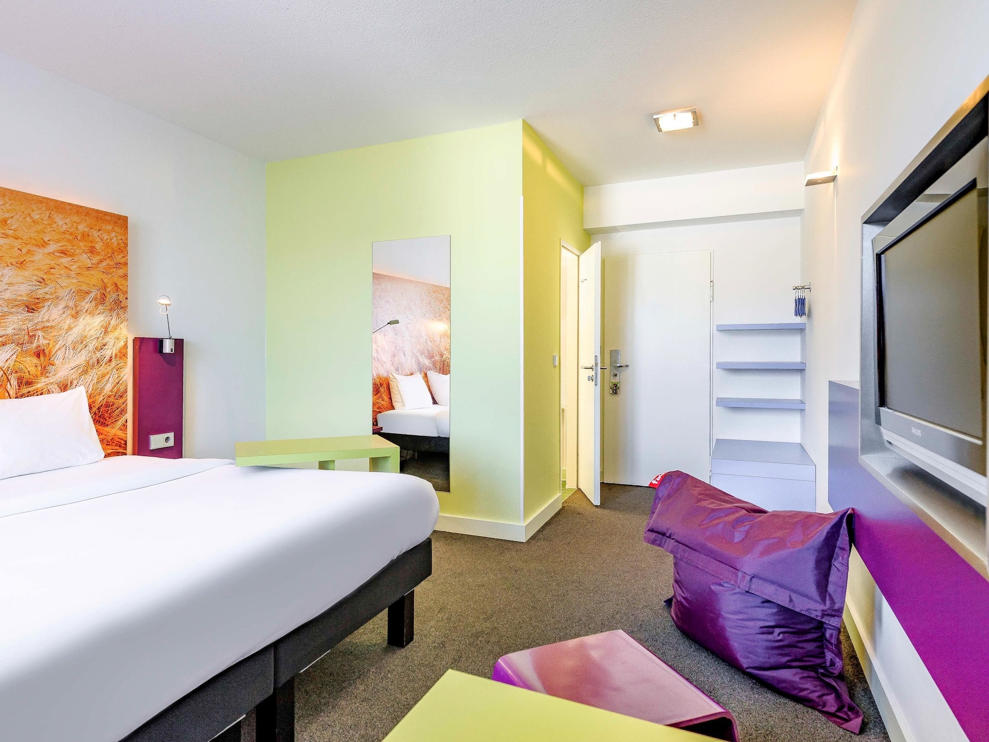غرفة قياسية بسريرين منفصلين، Ibis Styles Hamburg Alster City 8/10