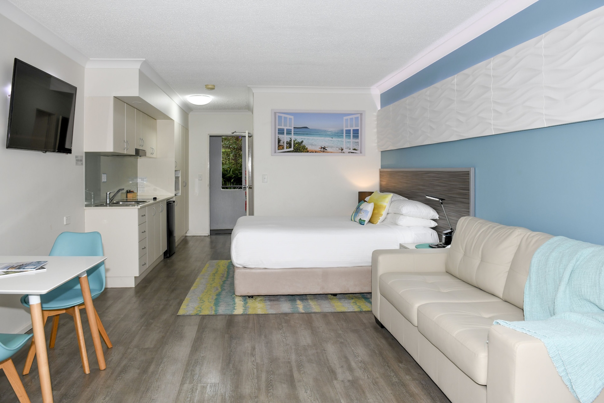 Roof Top, Studio, Queen Bed