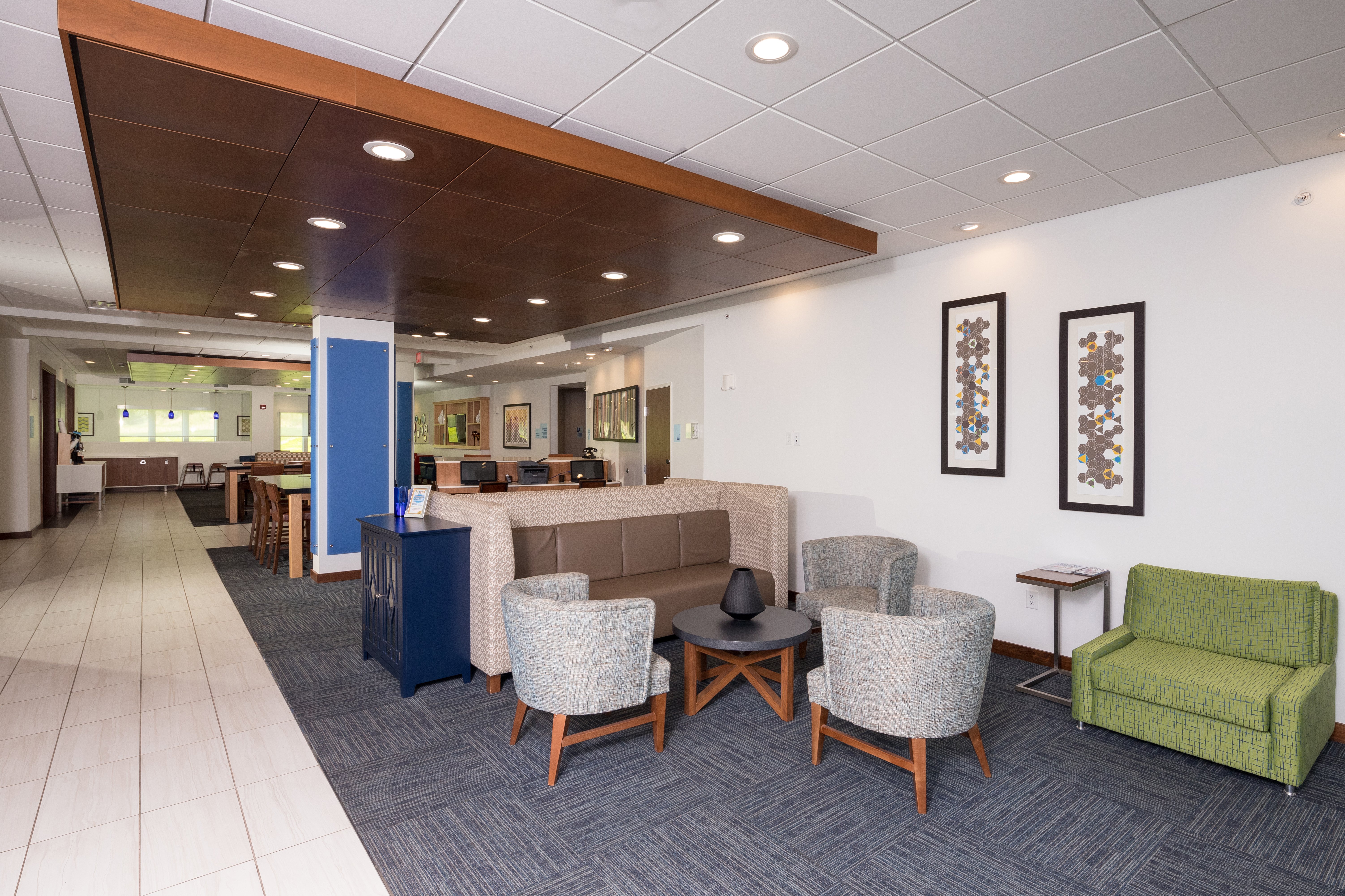 Holiday Inn Express And Suites Portage 38/57