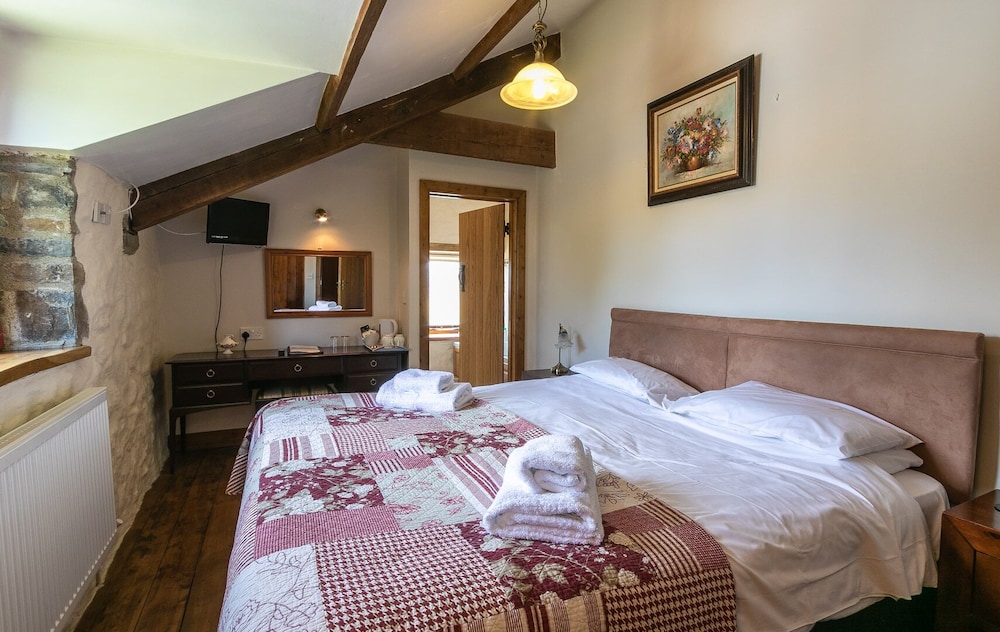 The Barn B and B 12/49