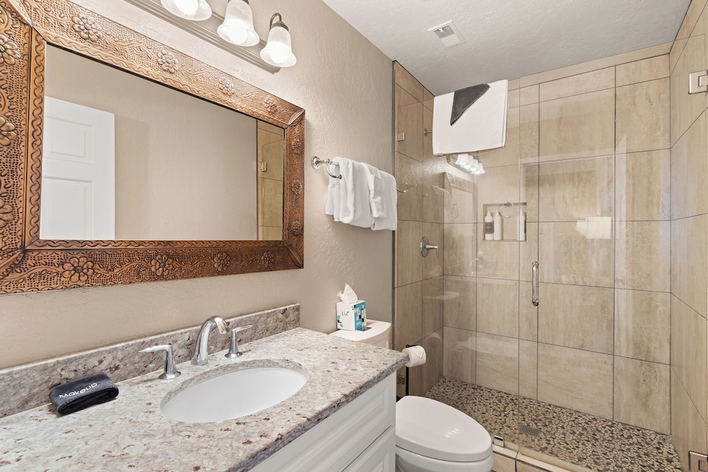 Fort Marcy Hotel Suites 47/50