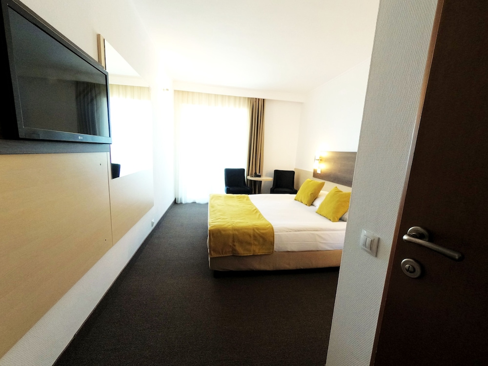 Zenith Hotel - Conference And Spa - Mamaia Resort 22/34