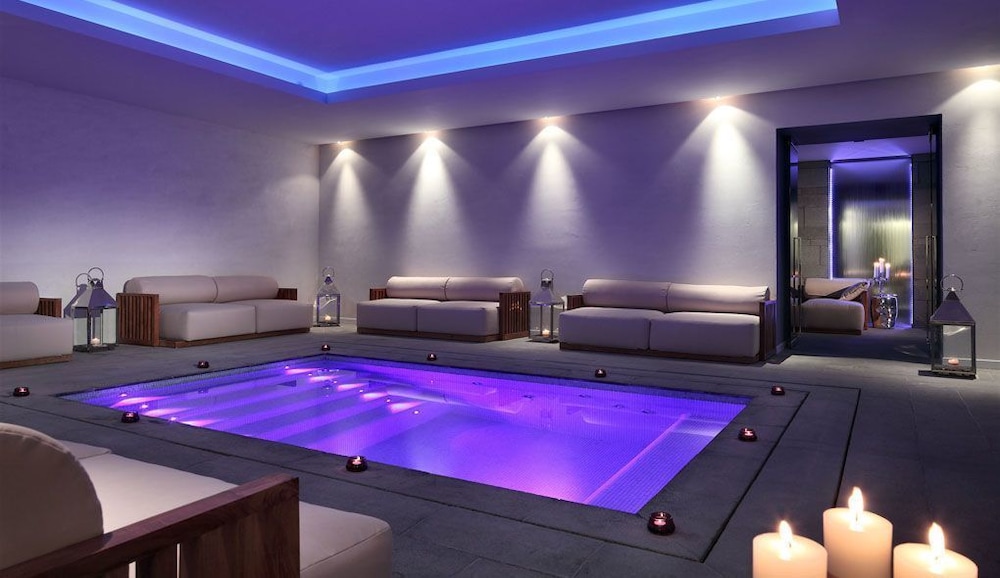 La Suite Hotel Spa X 24/50